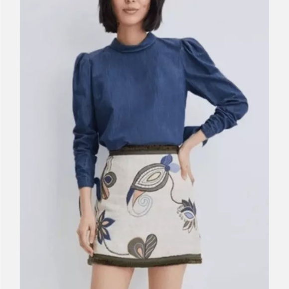 Veronica Beard Womens Blue Puff Sleeve Denim Shirt Blouse Top - Size 8 - NWOT - Picture 2 of 8